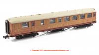 2P-011-306 Dapol Gresley Buffet Coach number 9132 in LNER Teak livery